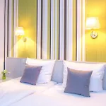 Weide Hotel 3*