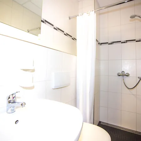 Weide Hotel 3*
